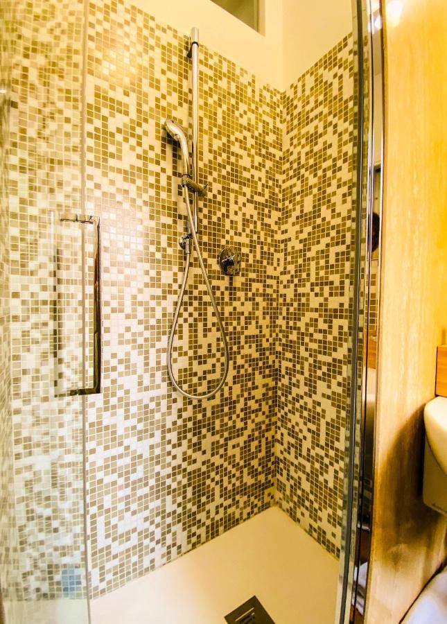 Butterfly Suite Рим Экстерьер фото